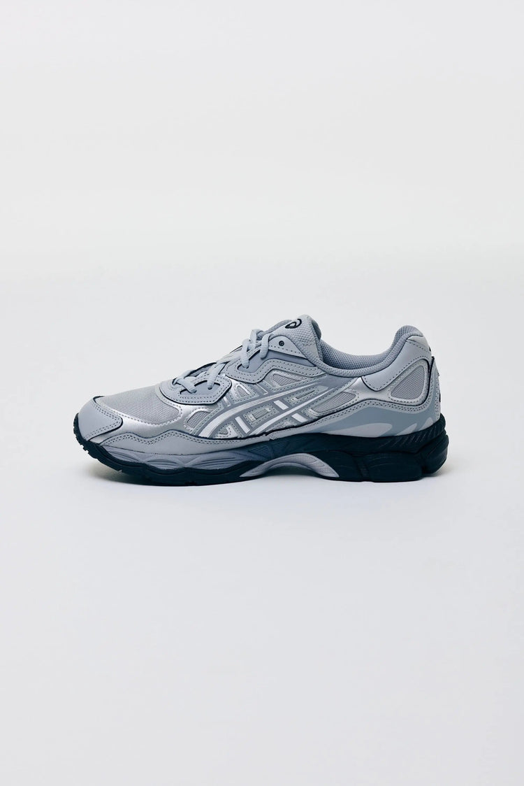 ASICS Sportstyle GEL NYC – MID GREY/SHEET ROCK - LOOT. Basel